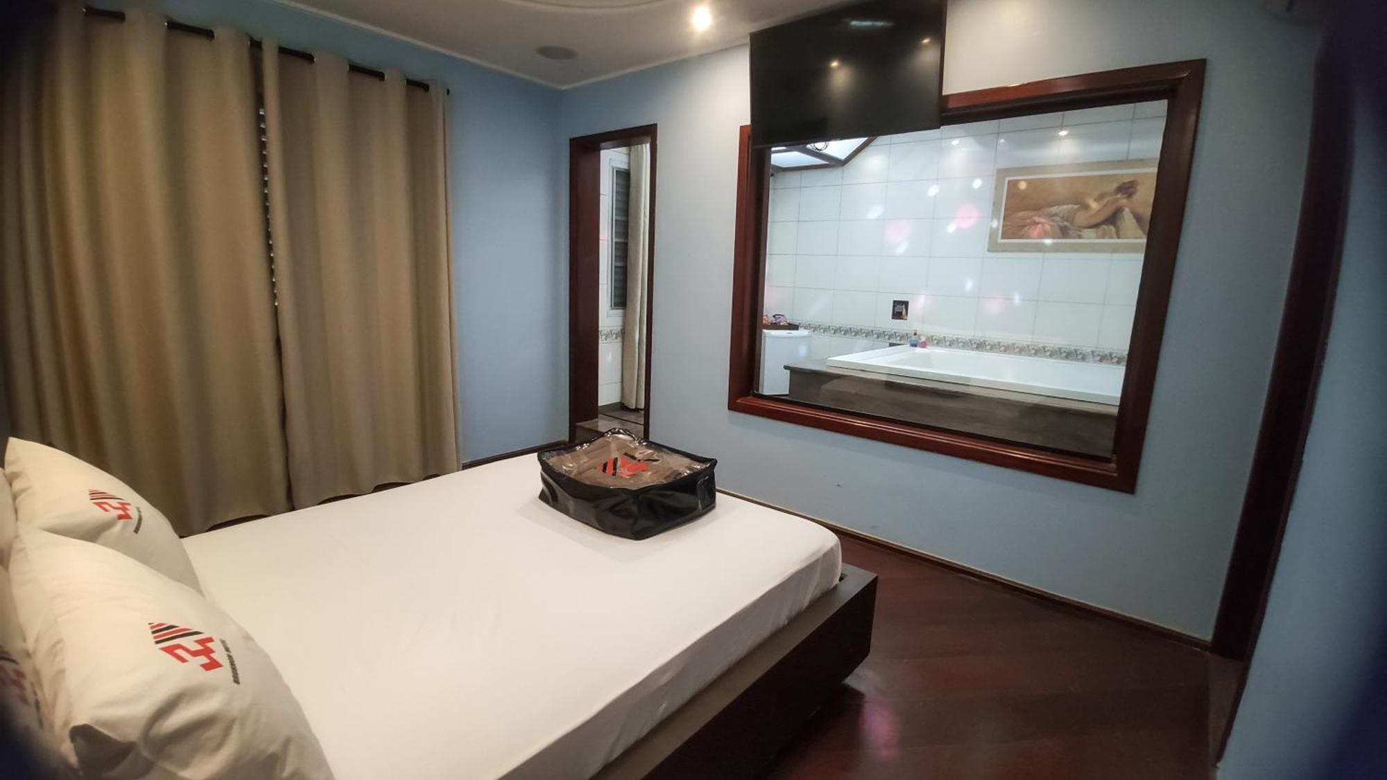 Bruhmom Motel Валиньюс Экстерьер фото