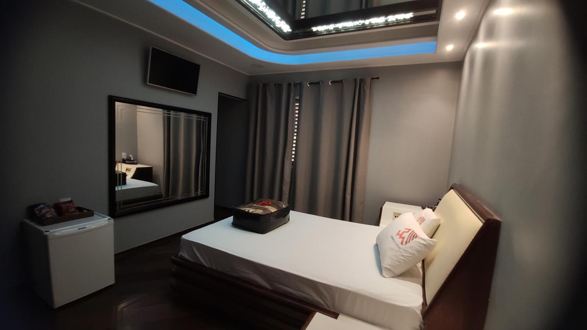 Bruhmom Motel Валиньюс Экстерьер фото